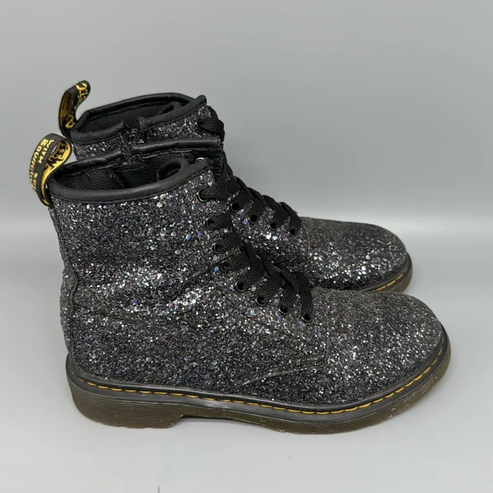 Dr. Martens 1460 Glitter‎ Lace Up Boots Youth Sz 3